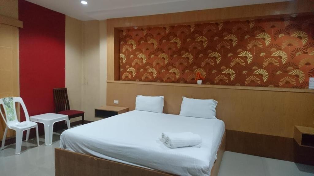 New Pind Balluchi Inn باتايا المظهر الخارجي الصورة