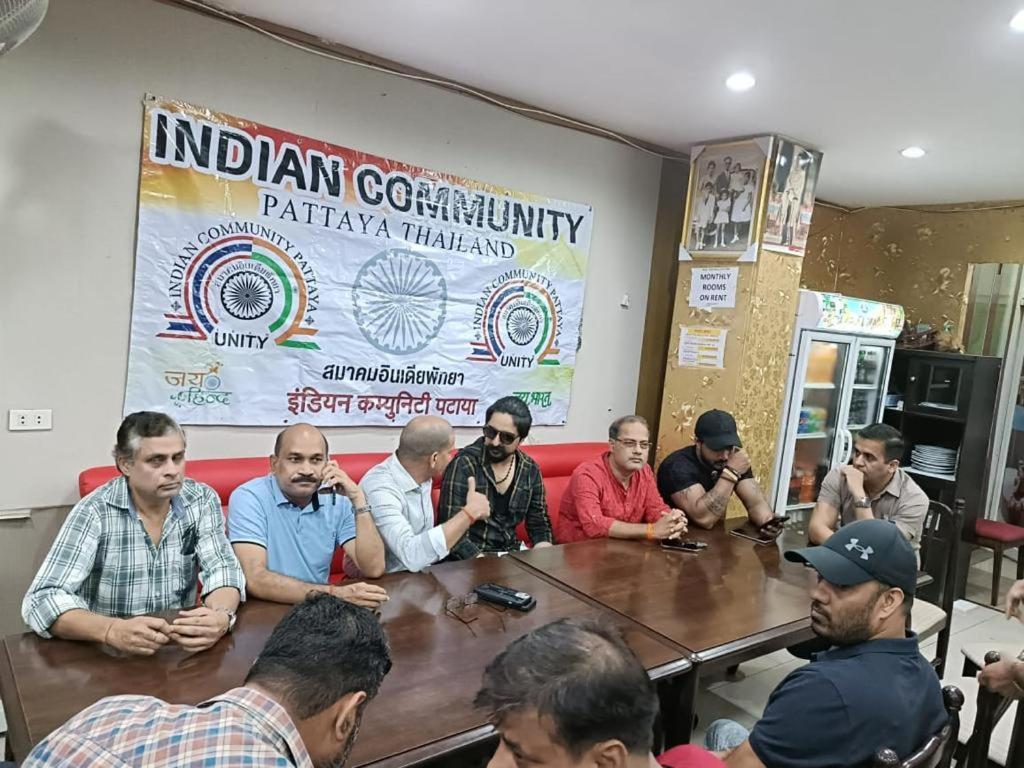 New Pind Balluchi Inn باتايا المظهر الخارجي الصورة