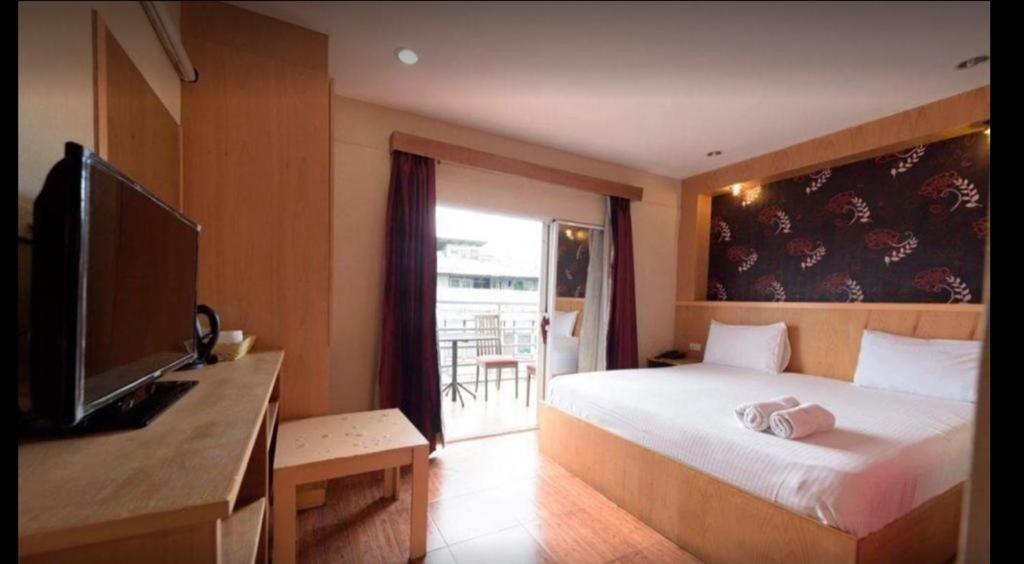 New Pind Balluchi Inn باتايا المظهر الخارجي الصورة